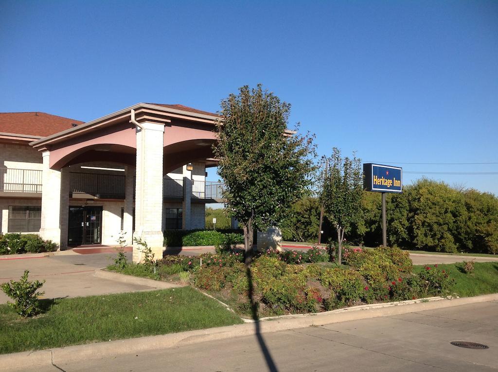 Heritage Inn Grand Prairie Extérieur photo