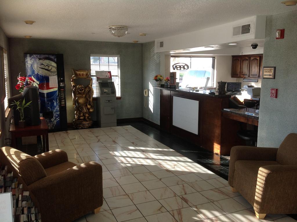 Heritage Inn Grand Prairie Extérieur photo
